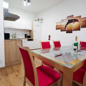 cozynite-premium-apartment-schonbrunn.vienna-besthotels.com/